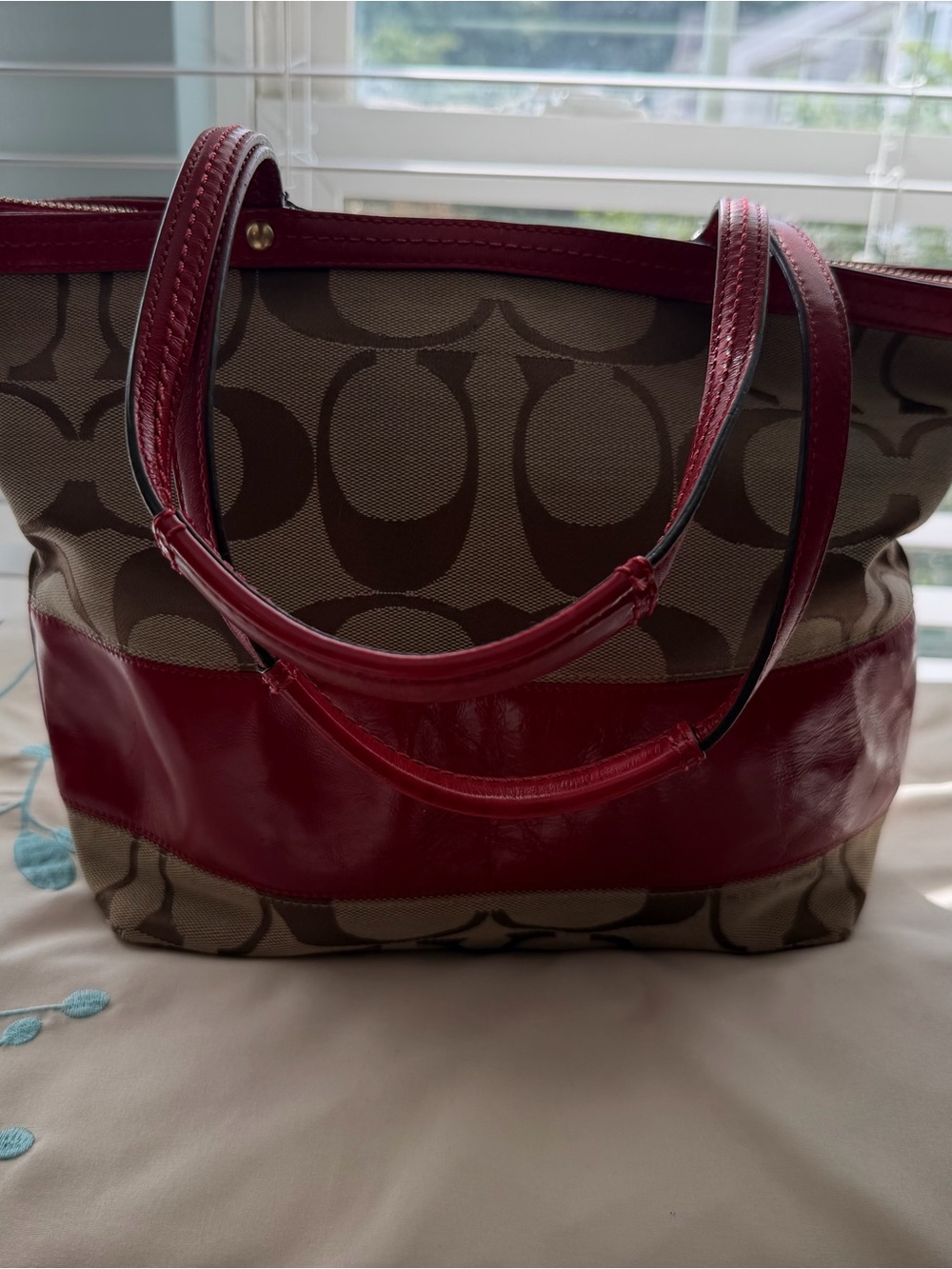 Coach Signature C Canvas Zip Top Tote Bag Red Trim F13115
